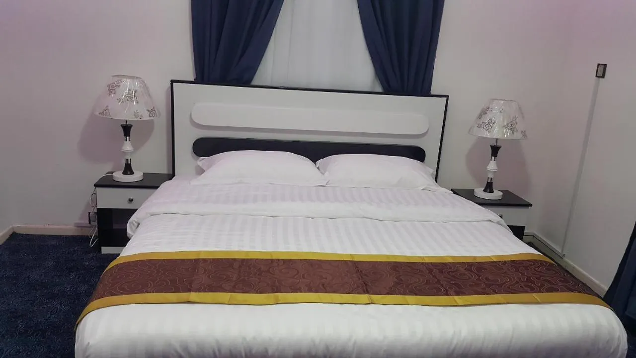 Aparthotel نجمة لانا للشقق المفروشه